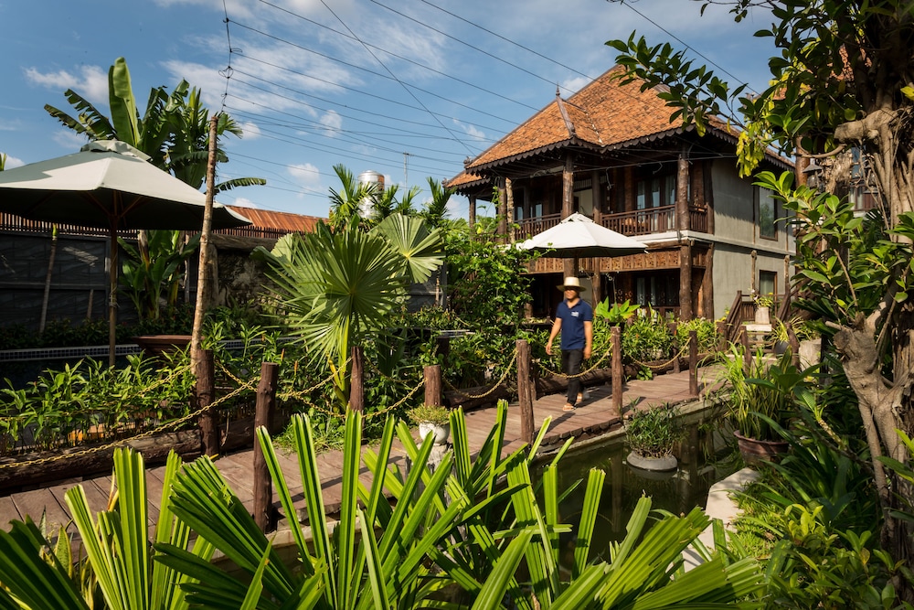 JAVA WOODEN VILLA 44/50