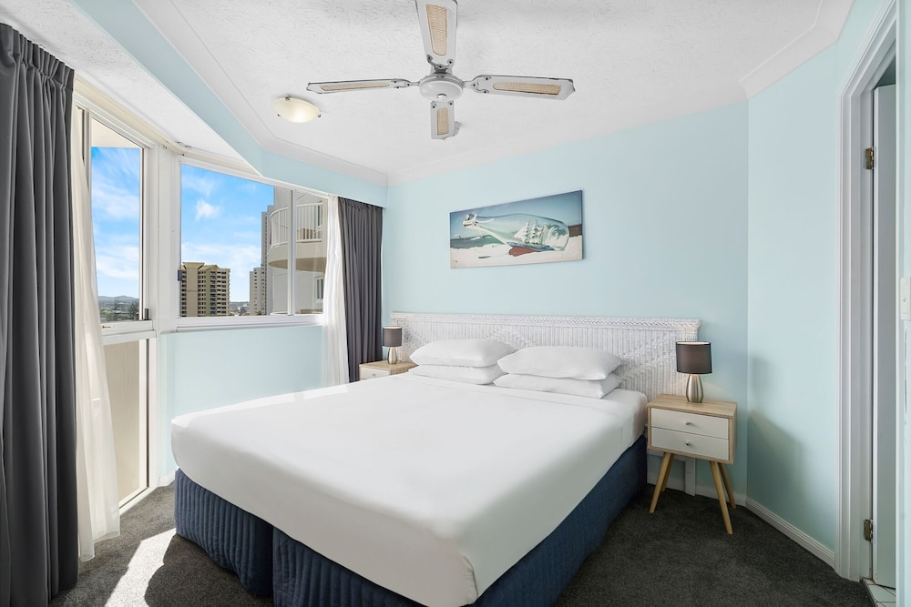 Surf Parade Resort 19/76