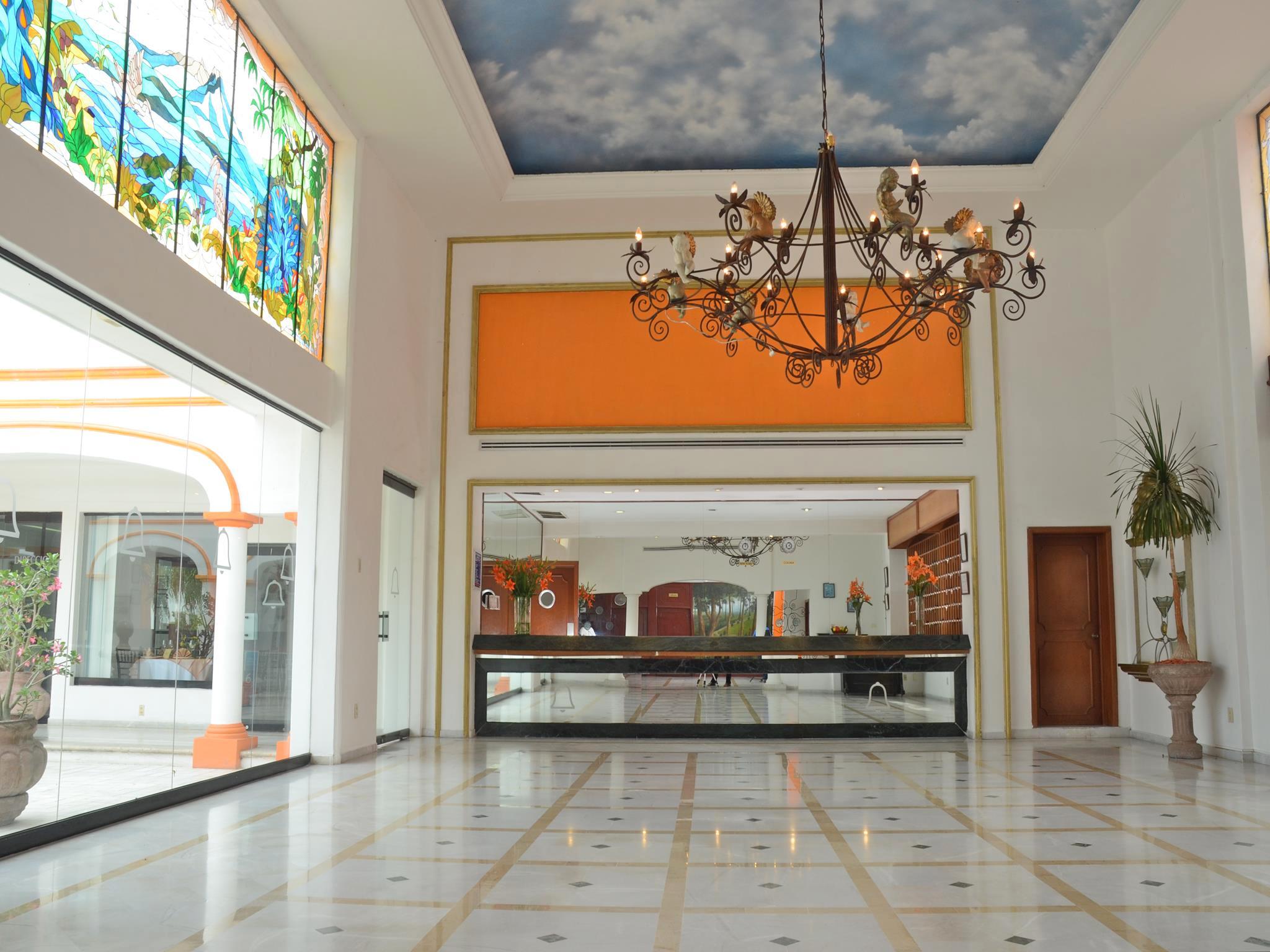 MISION COLIMA HOTEL 5/22