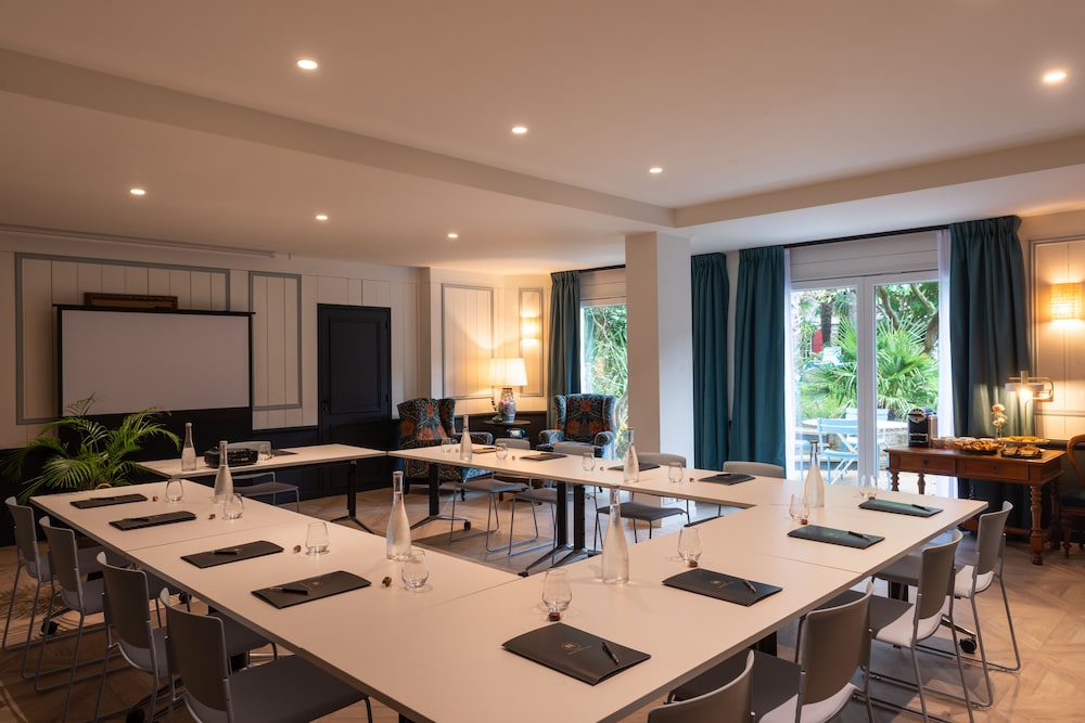 Saint Christophe Hotel 39/50