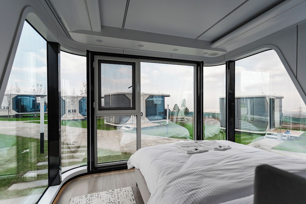 ZVEZDNAYA Eco Hotel 24/48