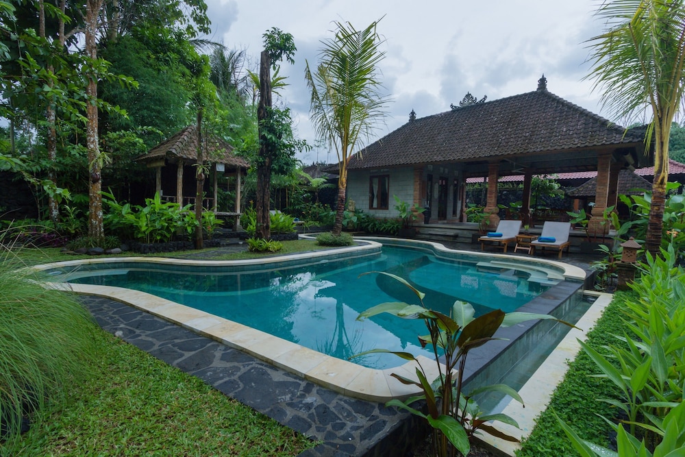Jero Sebali Villa 37/48