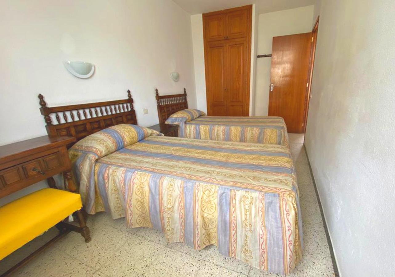 Caroni 16/53
