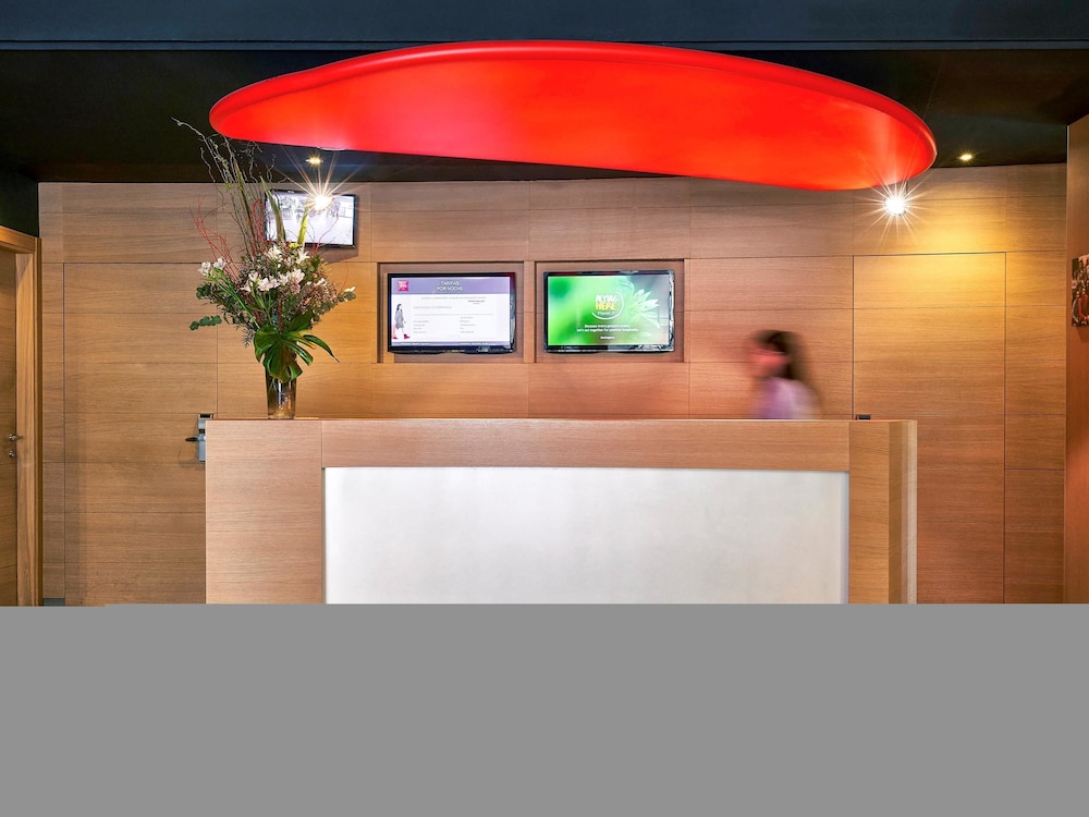 Ibis Barcelona Centro Sagrada Familia 8/70