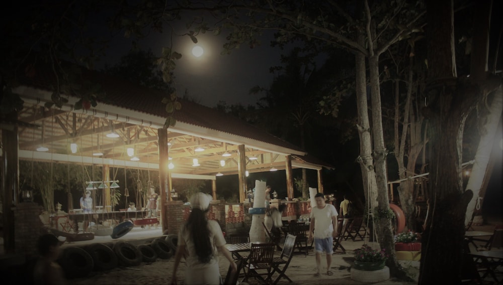 Vung Bau Resort 64/66