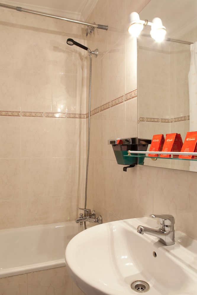 Hostal Zamora 19/39