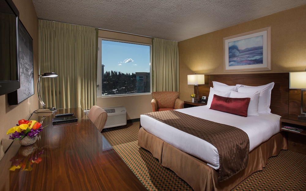 Coast Gateway Hotel SeaTac 8/30