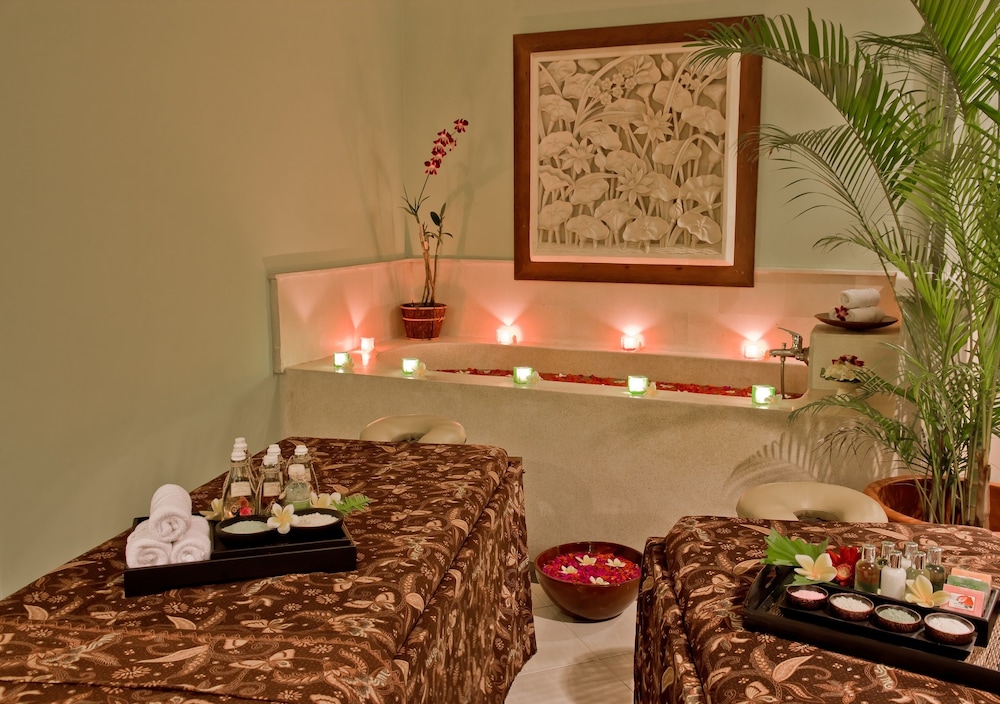 Bali Rani Hotel 11/64