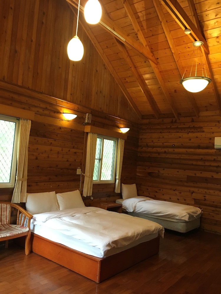 Sun Moon Lake Youth Activity Center Hostel 6/37