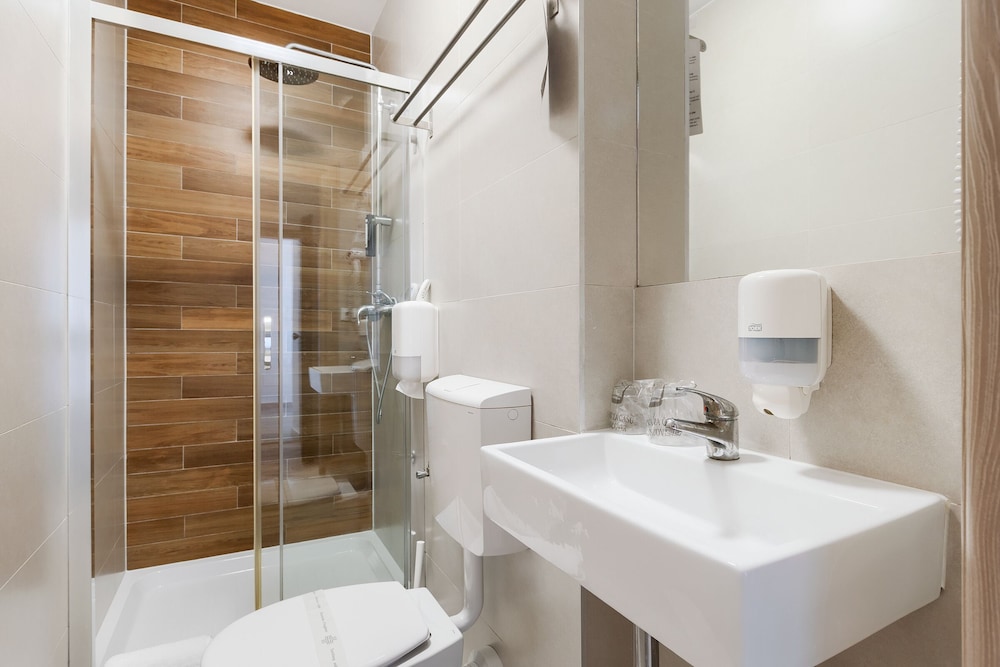 Pula City Center Accommodation 46/50