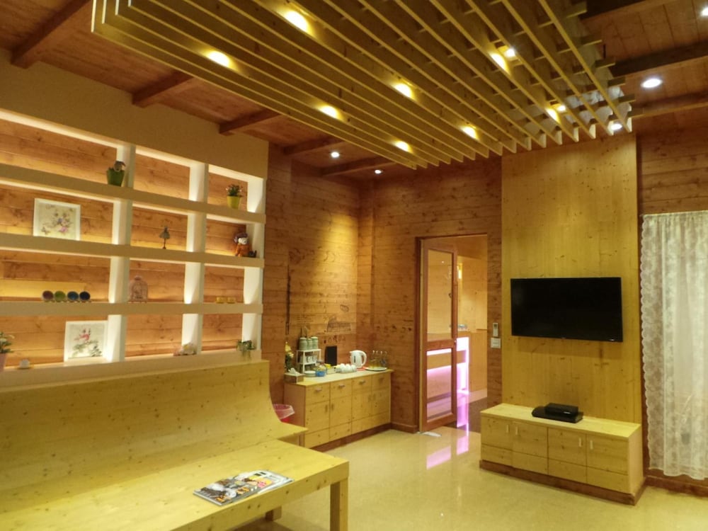 Arcadia Resort 24/38