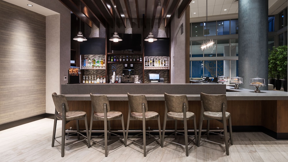Hyatt Place St Petersburg/Downtown 27/30