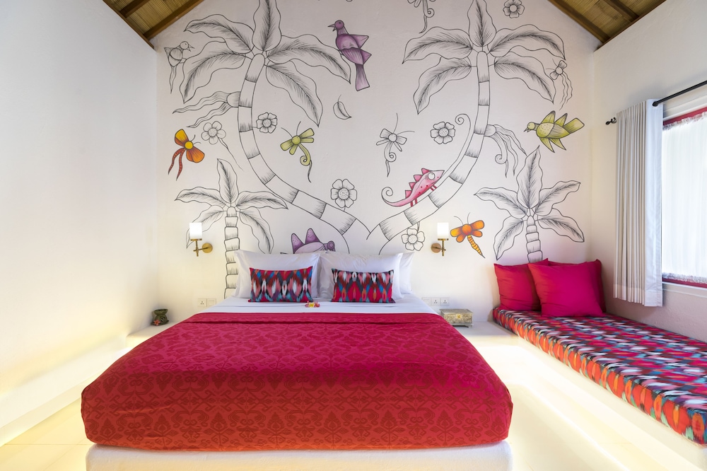 Grand, Cool, King Bed, Adult Only
