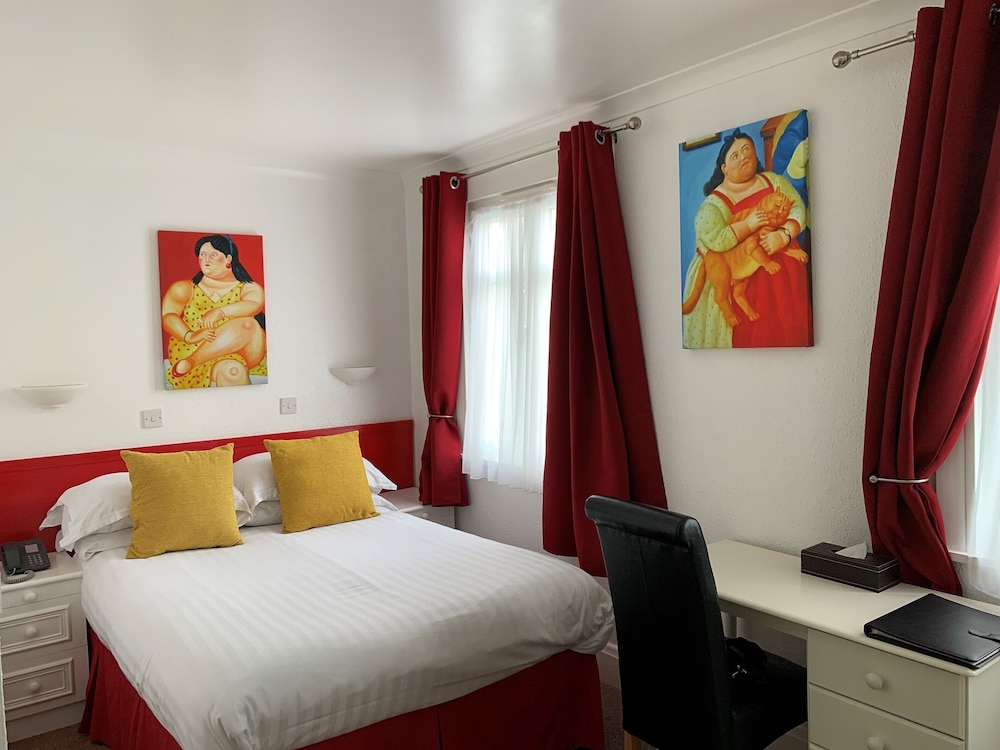 Sarum Hotel 27/69
