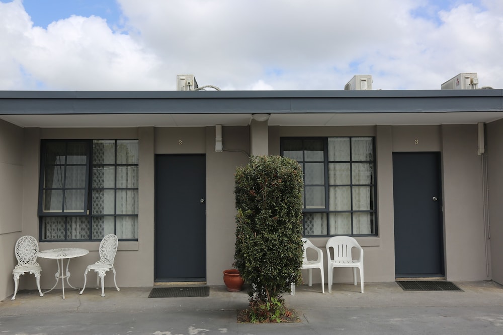 Beaconsfield Lodge Motel 2/66