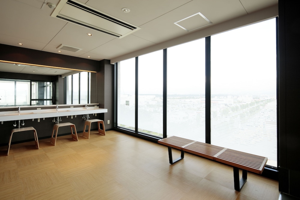Candeo Hotels Kikuyo 24/37