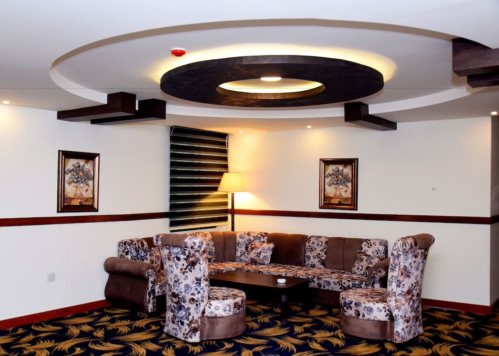 Sparr Hotel 39/66