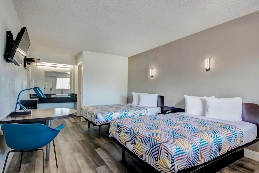 Motel6 Columbus, OH - OSU North 20/43