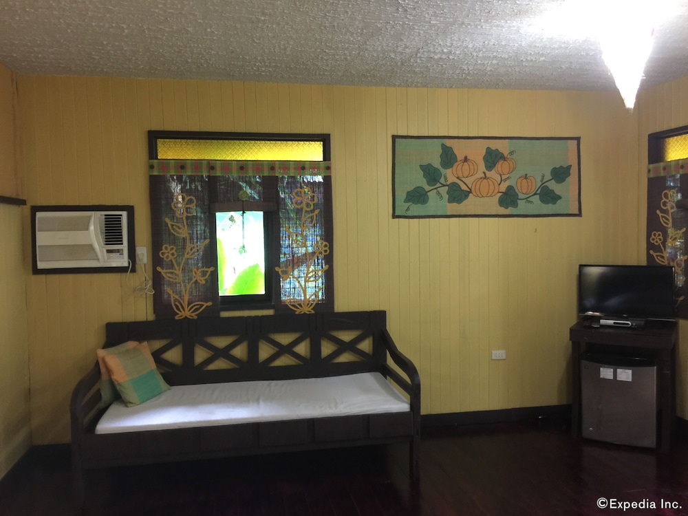 Bohol Bee Farm 40/75