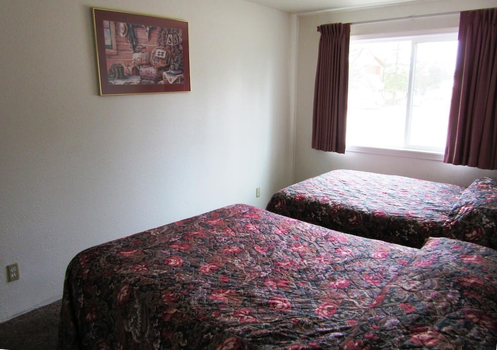 Traveler Apos S Lodge 24/47