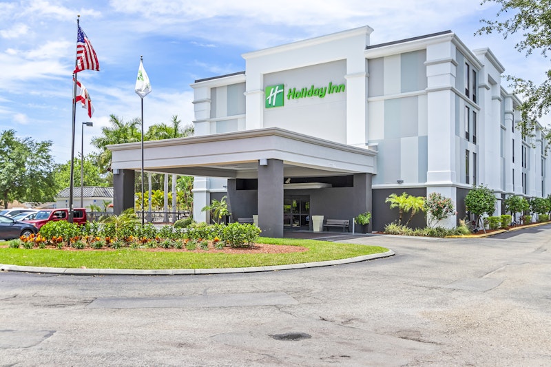 Holiday Inn St. Petersburg West 47/59