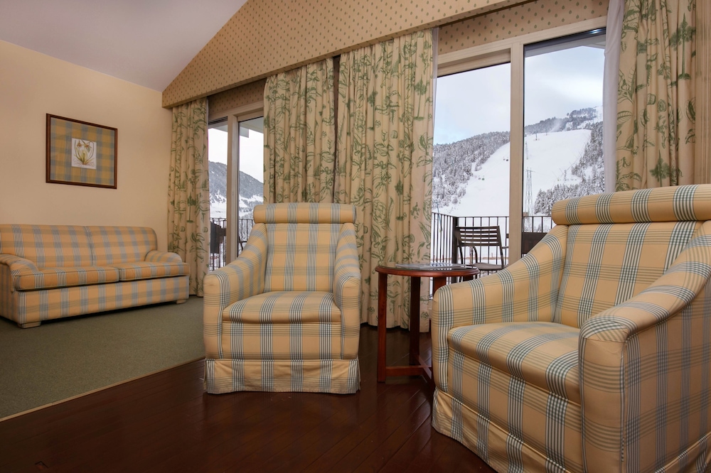 Hotel Piolets Soldeu Centre 29/49