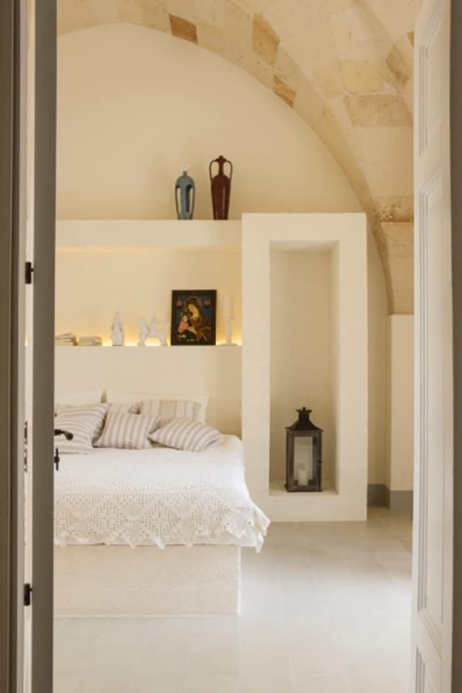 VINILIA WINE RESORT 25/78