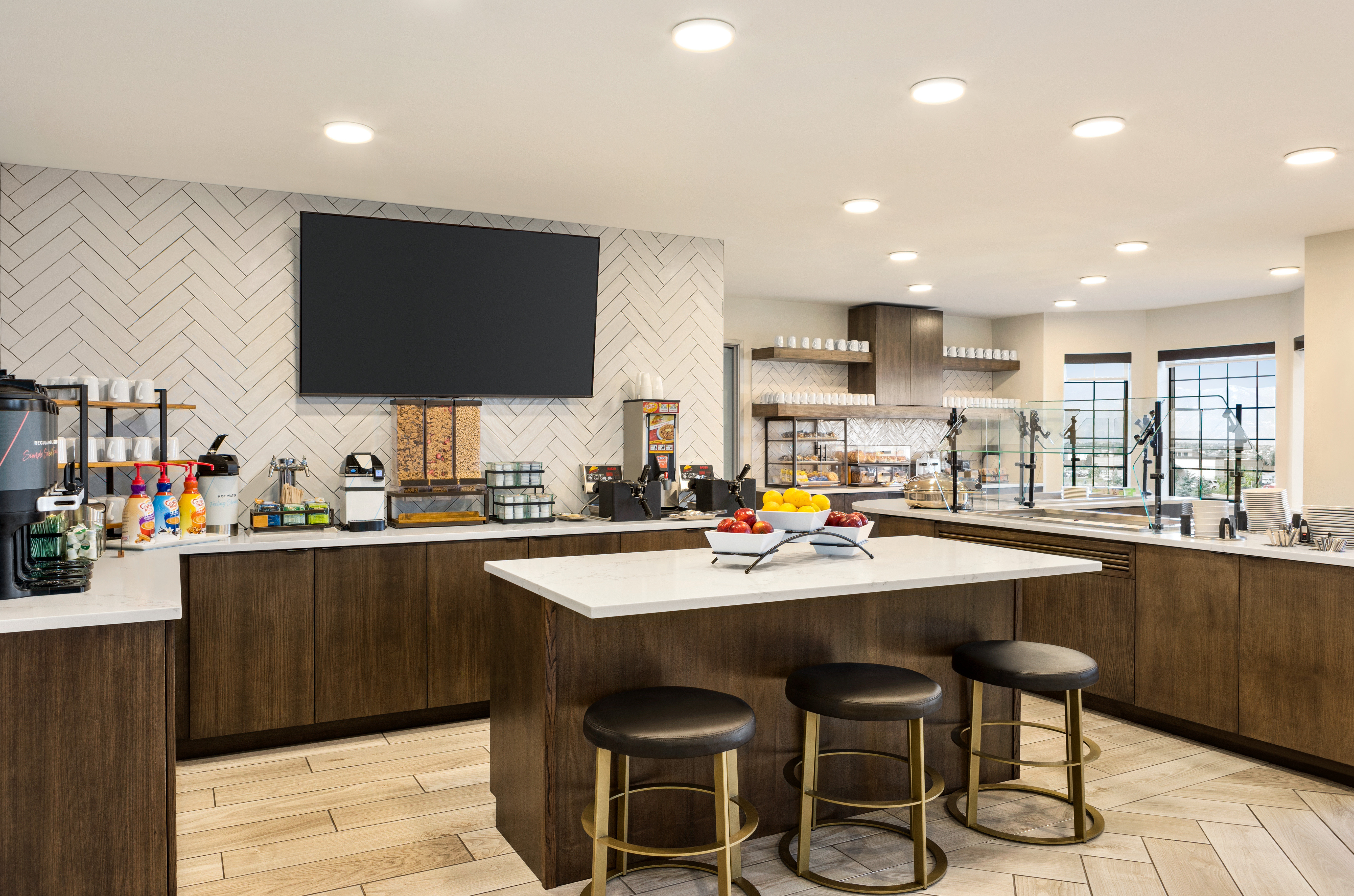 Staybridge Suites Colorado Springs NE - Powers 40/59