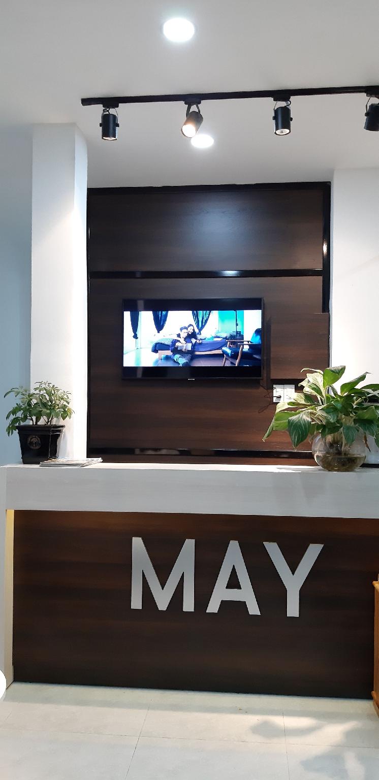 May Studio 2/30