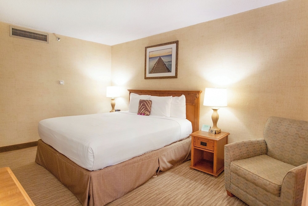 Waikiki Resort Hotel 26/69