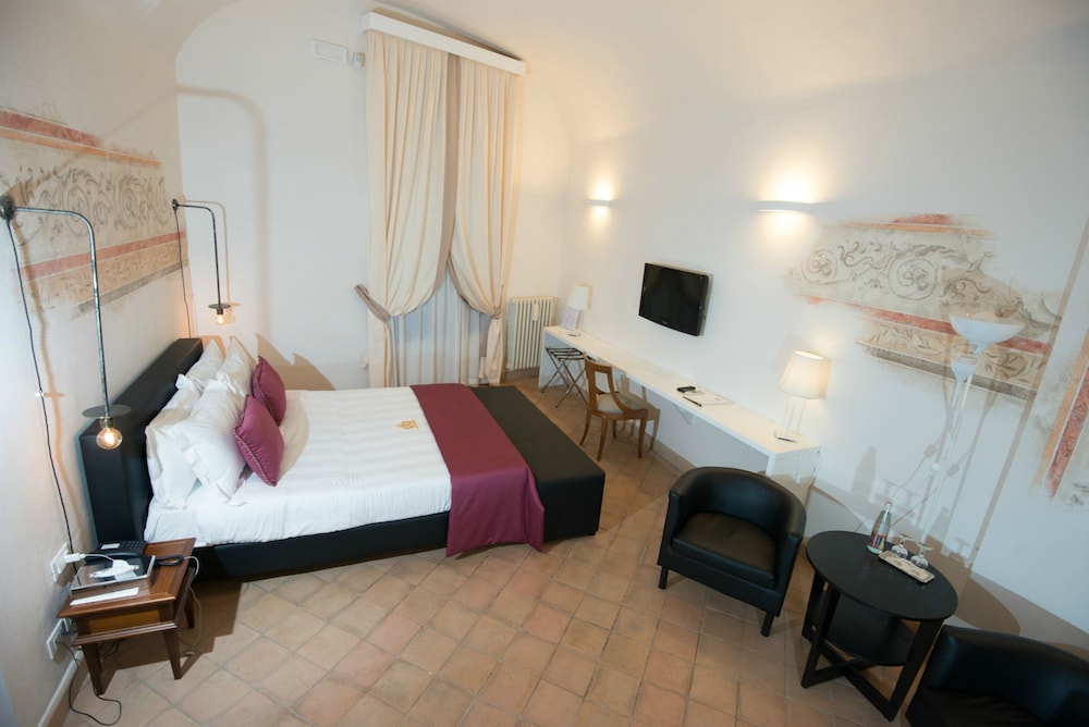 Relais Giulia 44/85