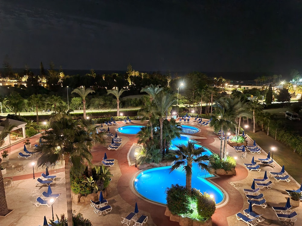 Nissiana Hotel 44/50