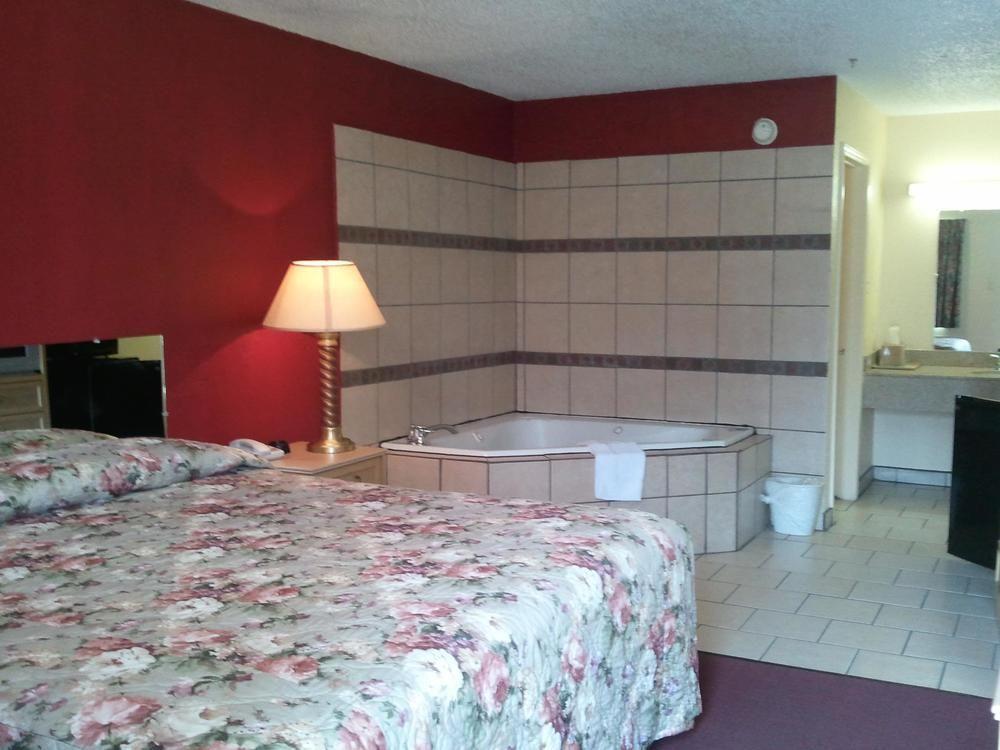 Motel6 Dallas, TX 40/59