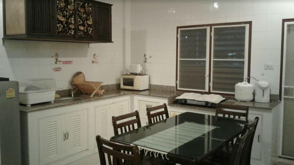Wongsuwan Pool Villa 31/50