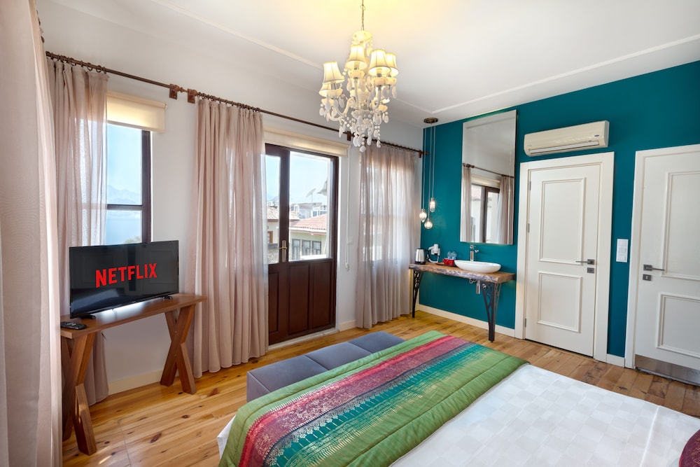 Mono Hotel 35/49