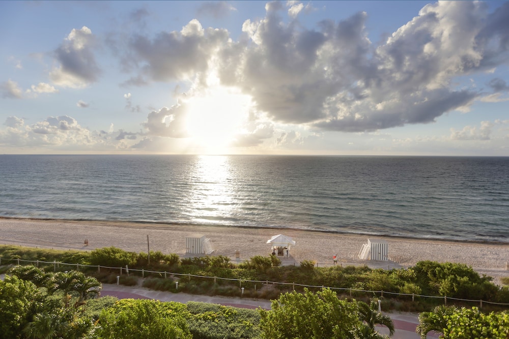 Miami Vacations Corporate Rentals - Monte Carlo 63/69