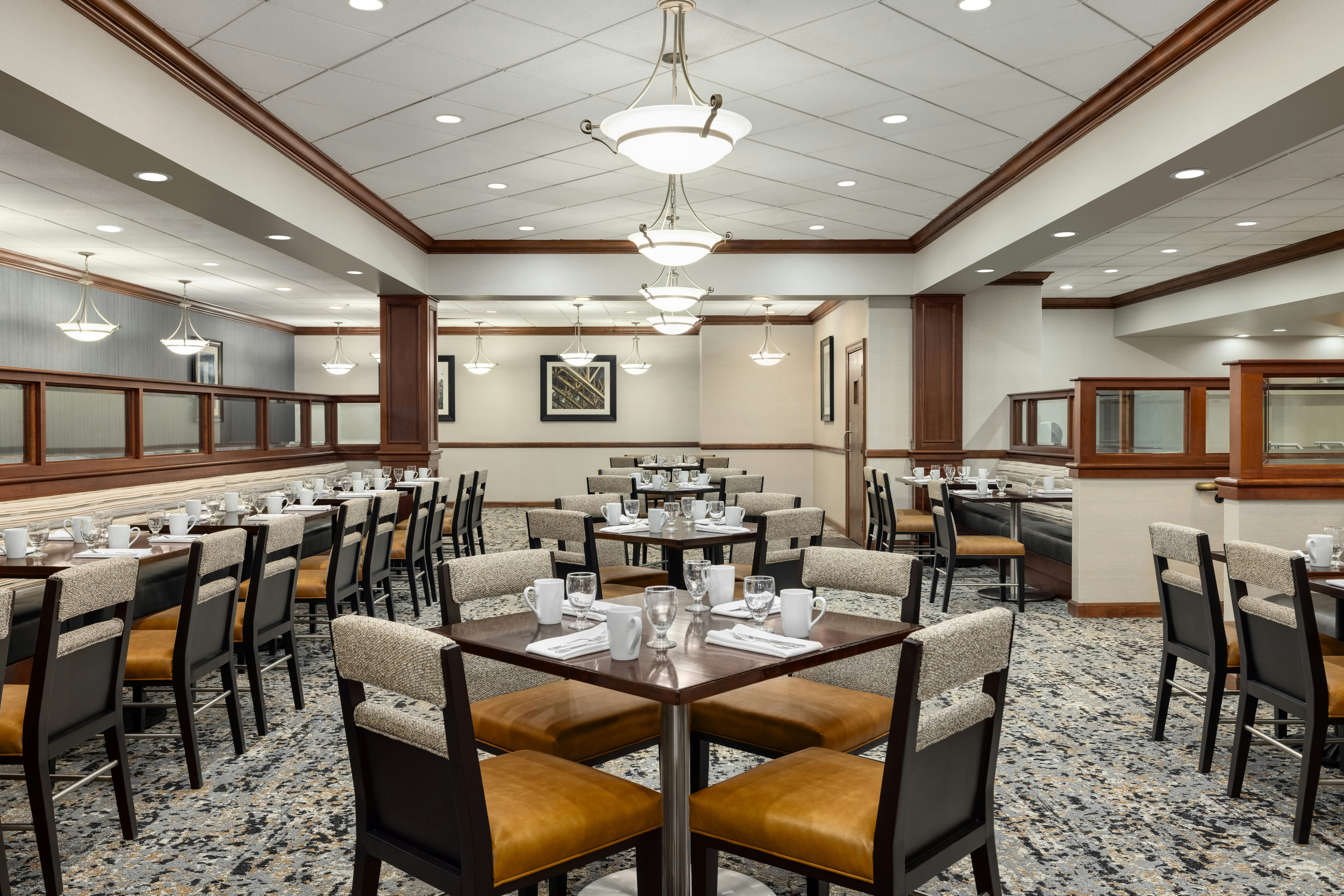 Doubletree By Hilton Pittsburgh Greentree 47/74