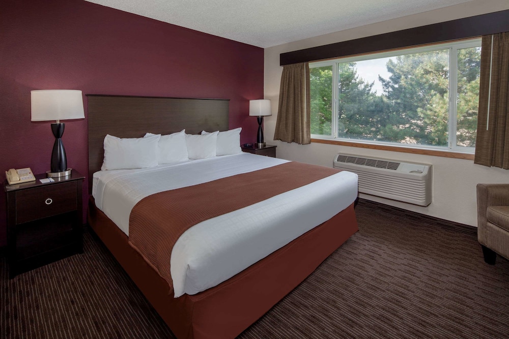 Americinn By Wyndham Northfield 12/42