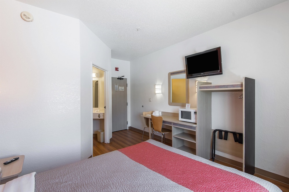 Motel6 Junction City, KS 26/47