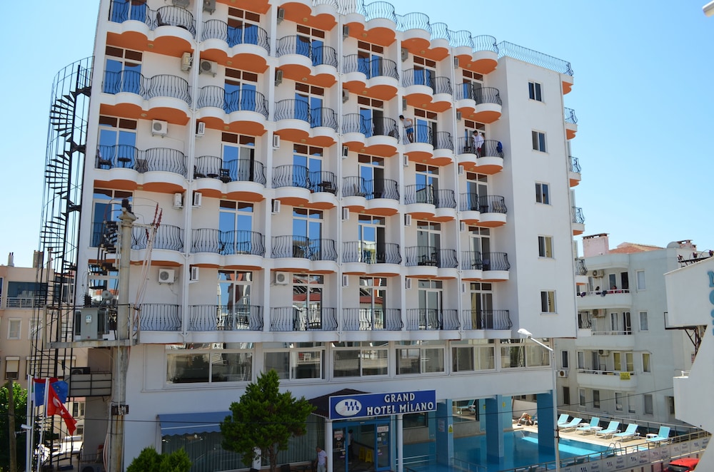 Grand Milano Hotel 2/48