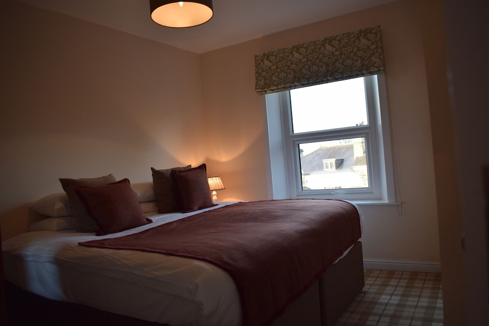 Harrogate Elite Living 9/49
