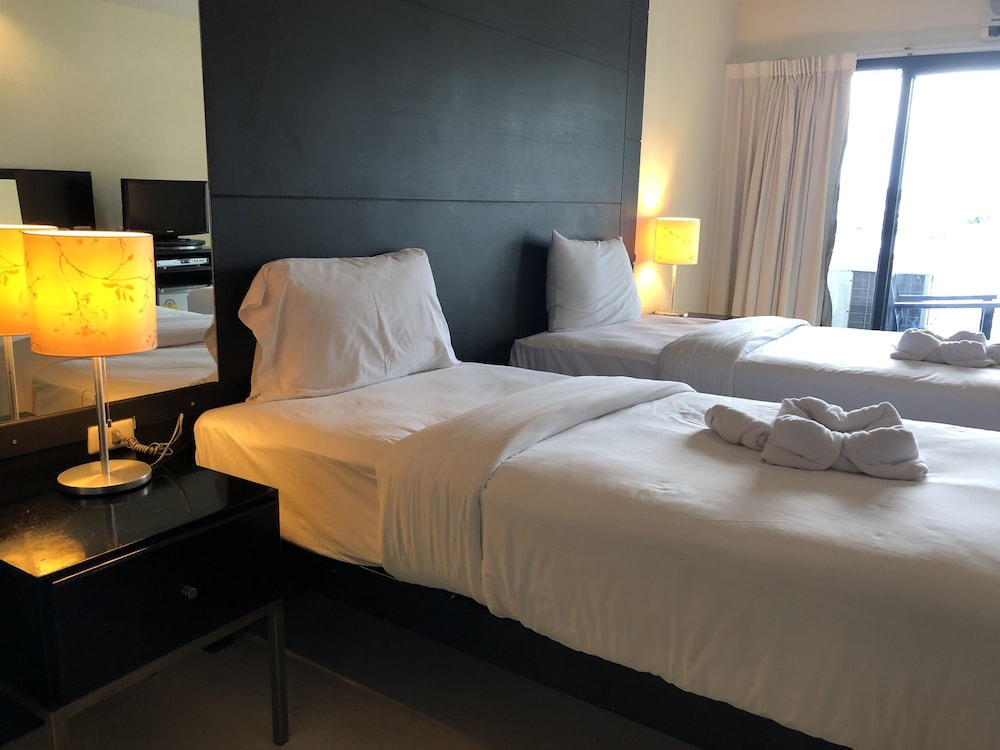 Amarin Samui Hotel 12/60
