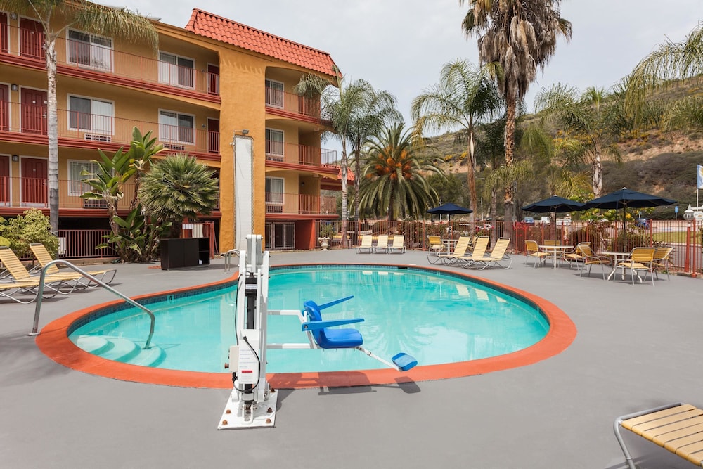 Days Inn by Wyndham Mission Valley/SDSU 1/21