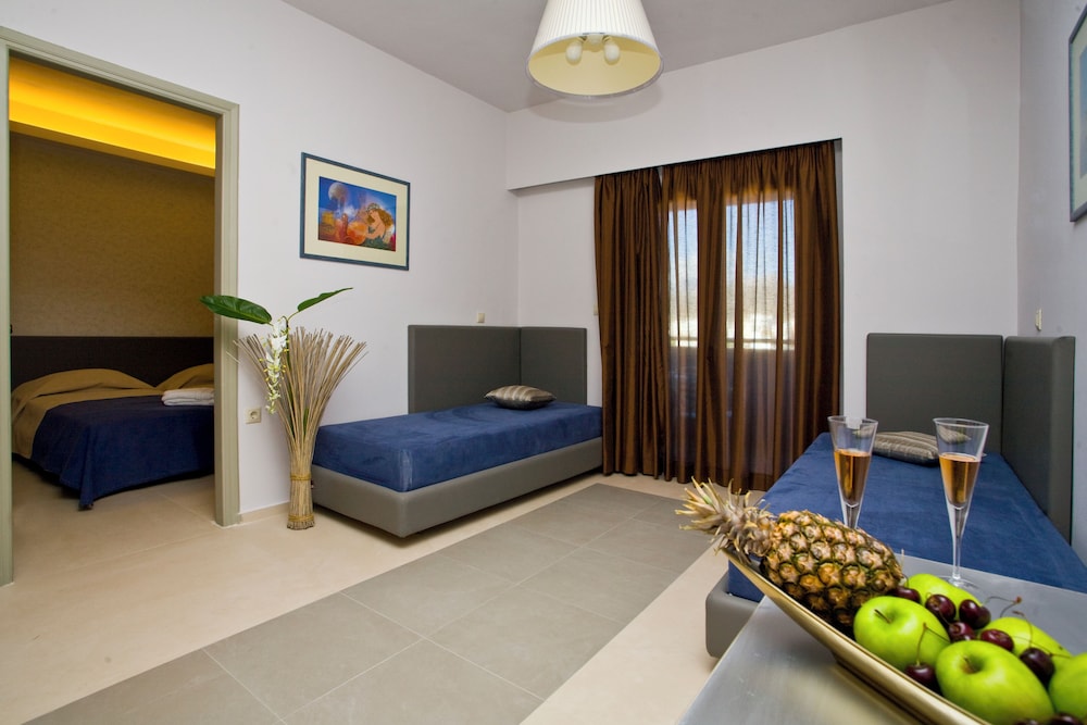 Astron Hotel 28/50