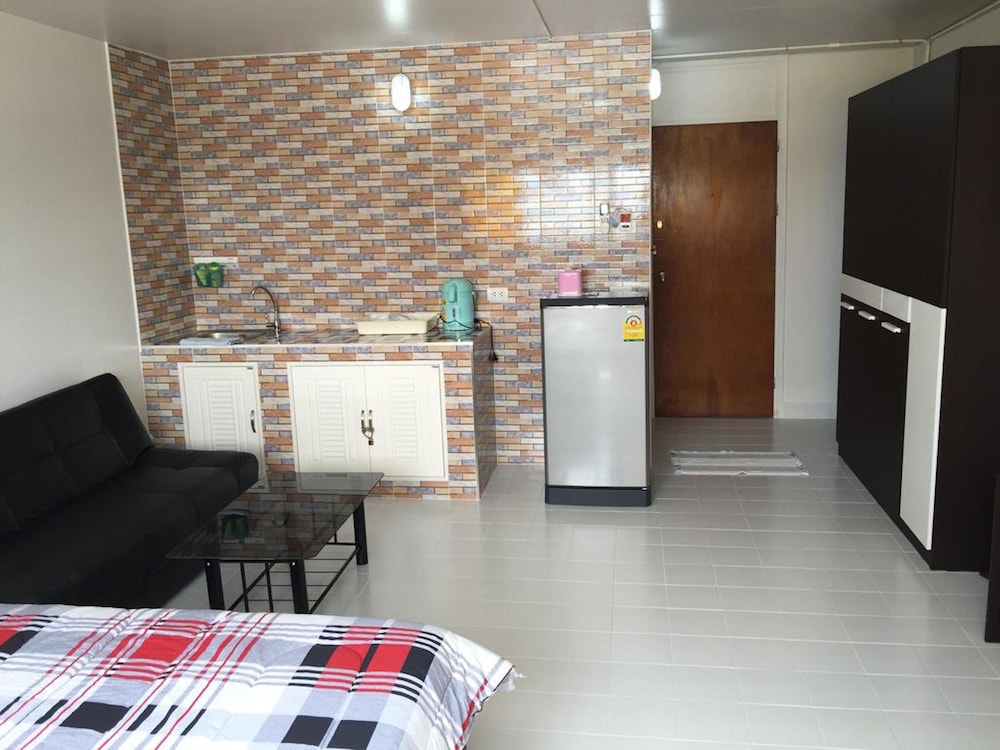 Muangthongthani Rental By Khun Dan 8/24