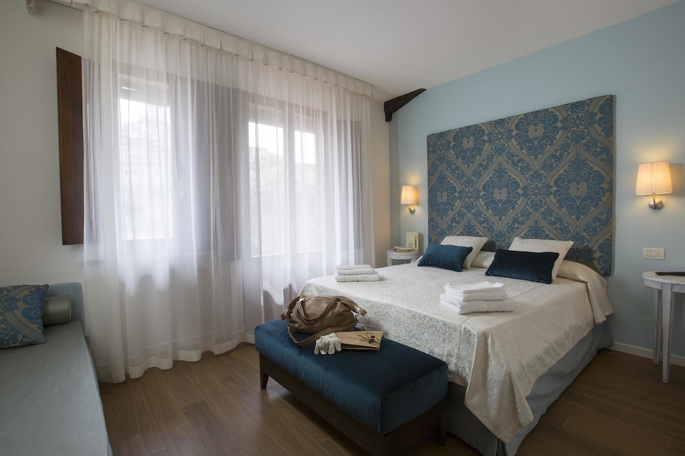 Hotel Alma Domus 12/33