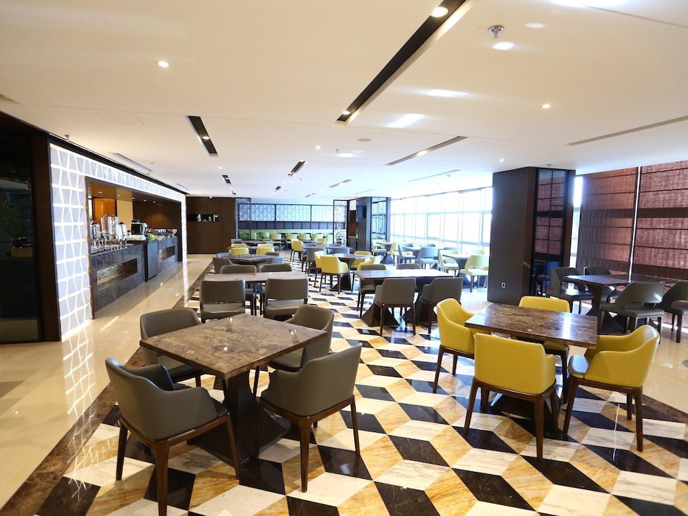 Mercure Panjin 47/58