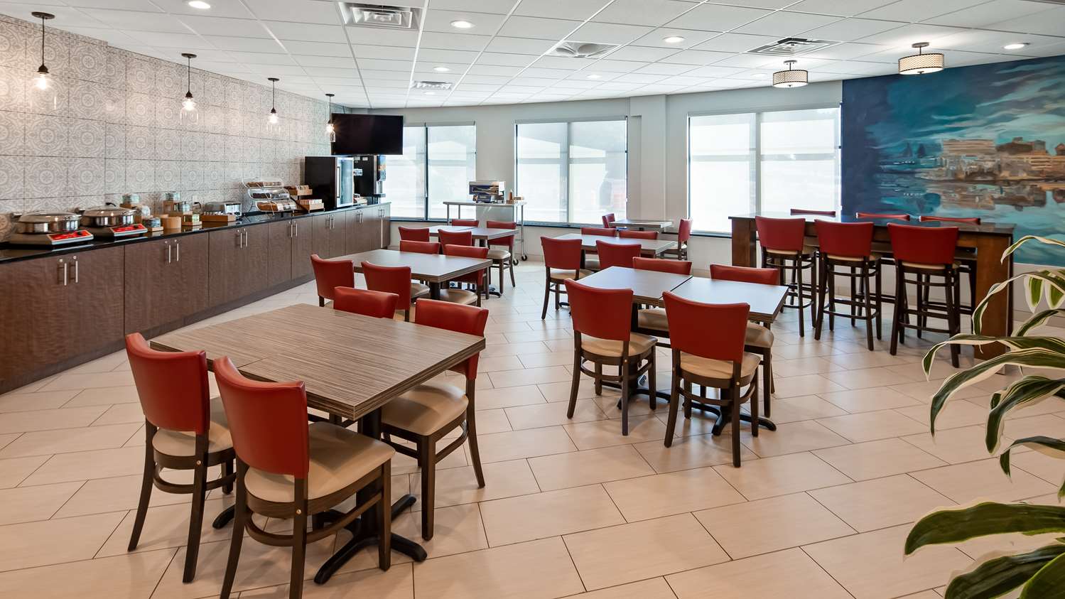 Best Western Plus Wausau Tower Inn 34/43