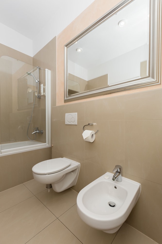 Hotel Floryan Old Town 14/60