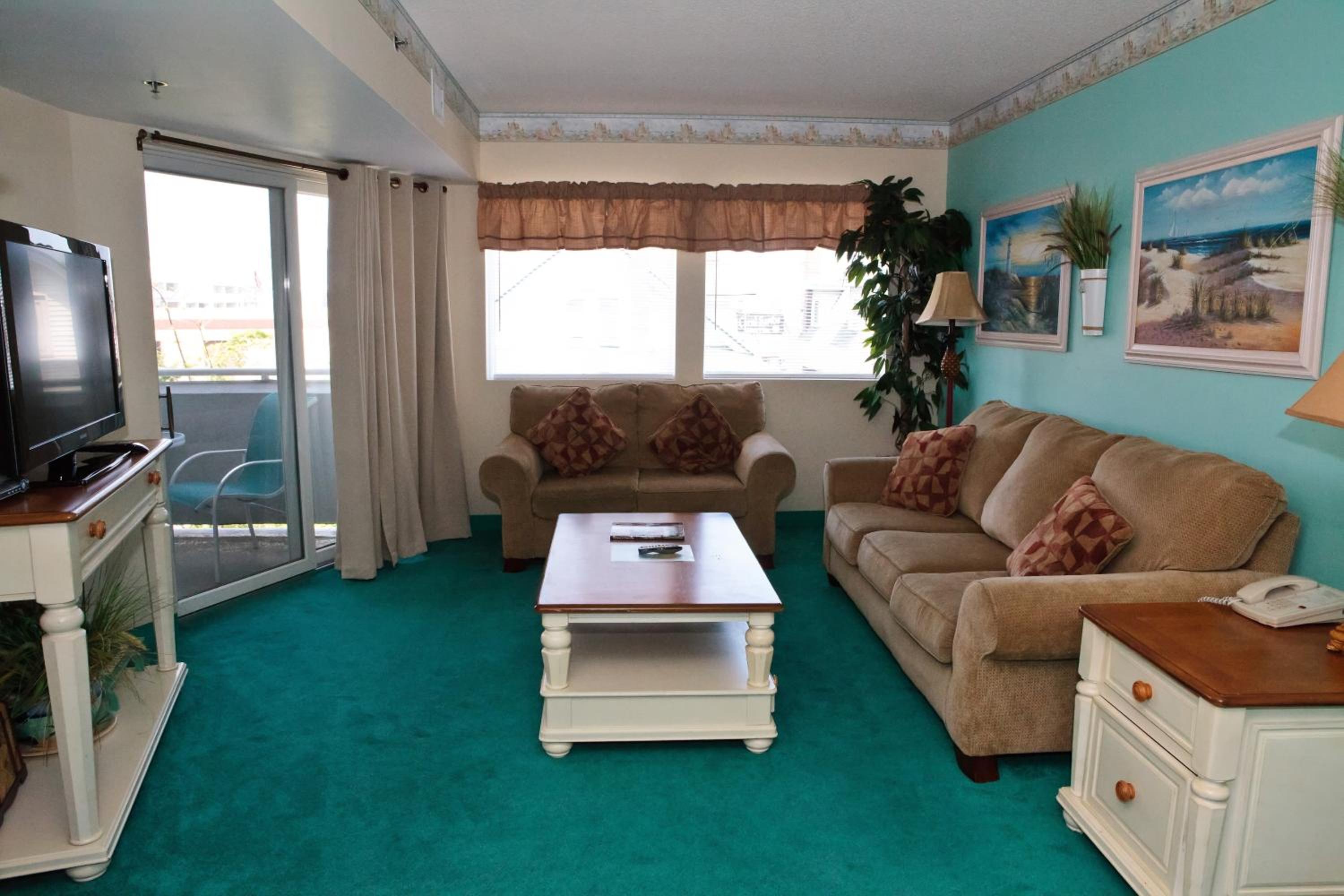 Watson's Regency Suites 32/50